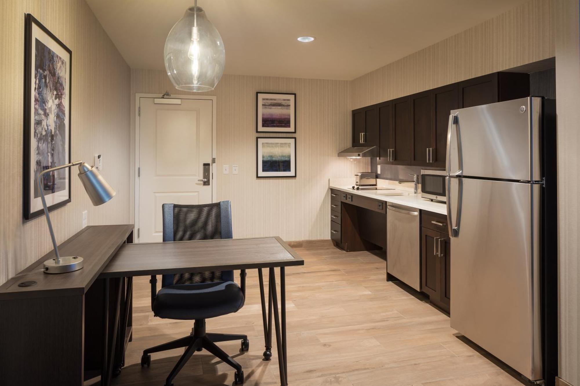 Homewood Suites By Hilton Needham Boston Bagian luar foto
